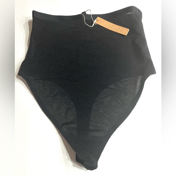 NEW, SKIMS Women’s L Sheer Sculpt High Waisted Thong Light Shapewear Onyx Black - Picture 1 of 9